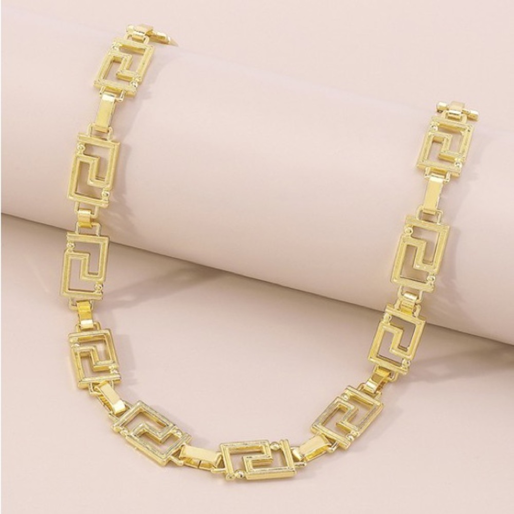 Retro Chain Necklace - Picture 2 of 4